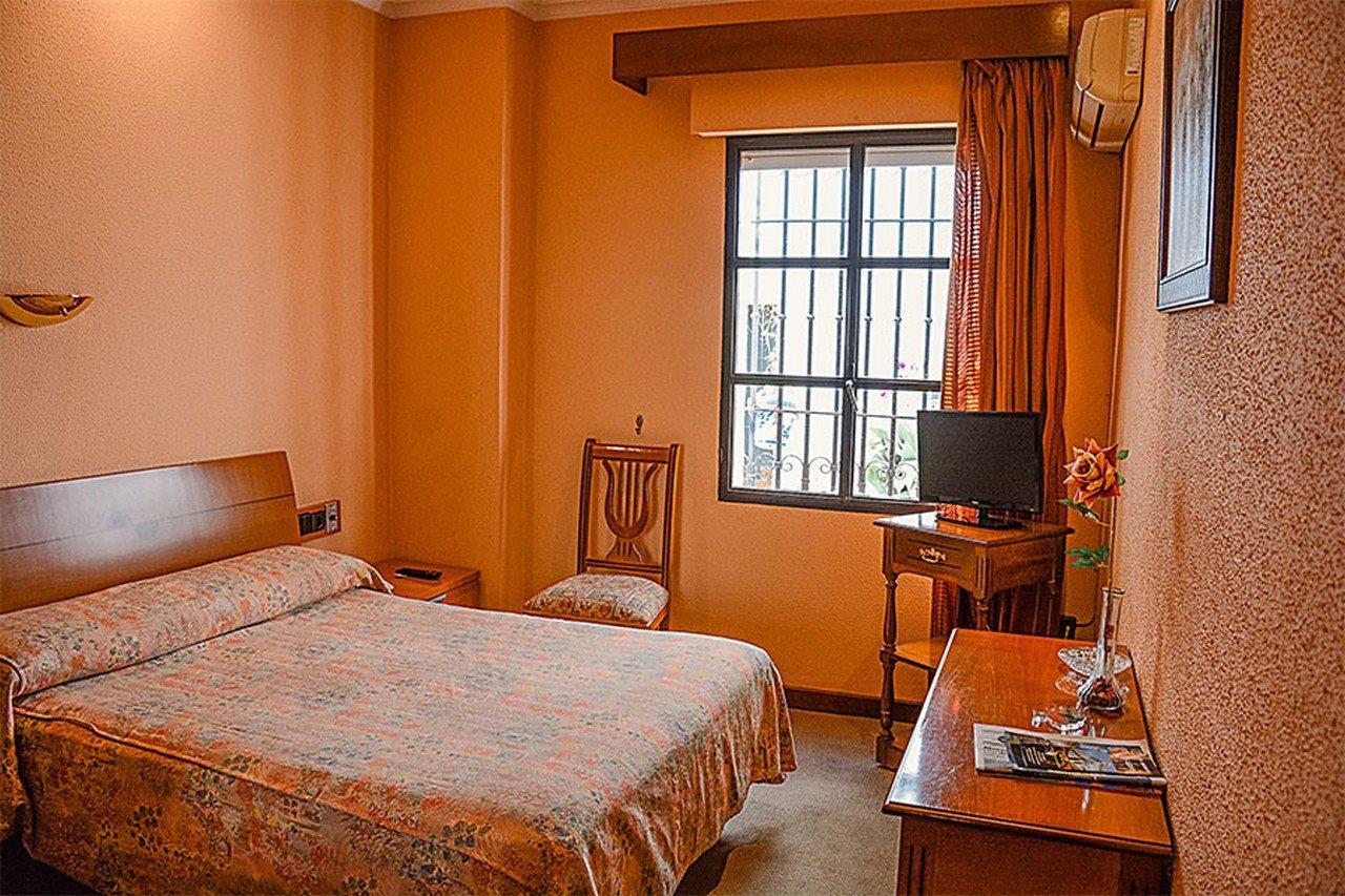 Hotel Los Castanos Aracena Luaran gambar