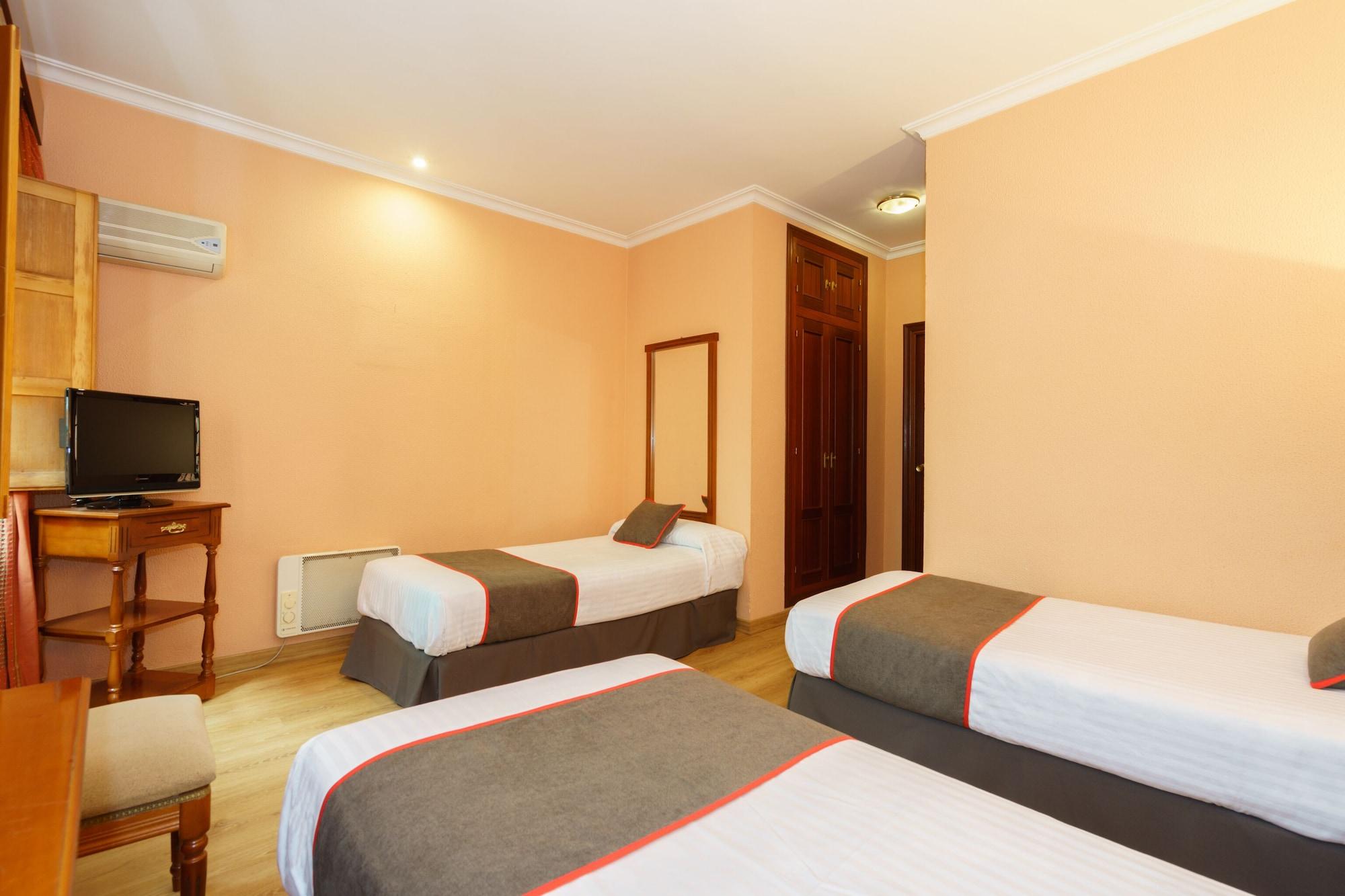 Hotel Los Castanos Aracena Luaran gambar