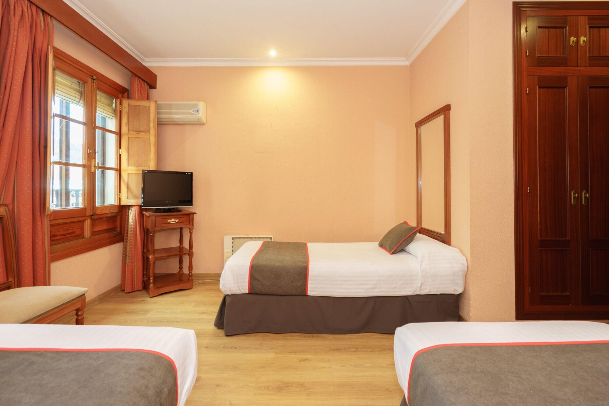 Hotel Los Castanos Aracena Luaran gambar