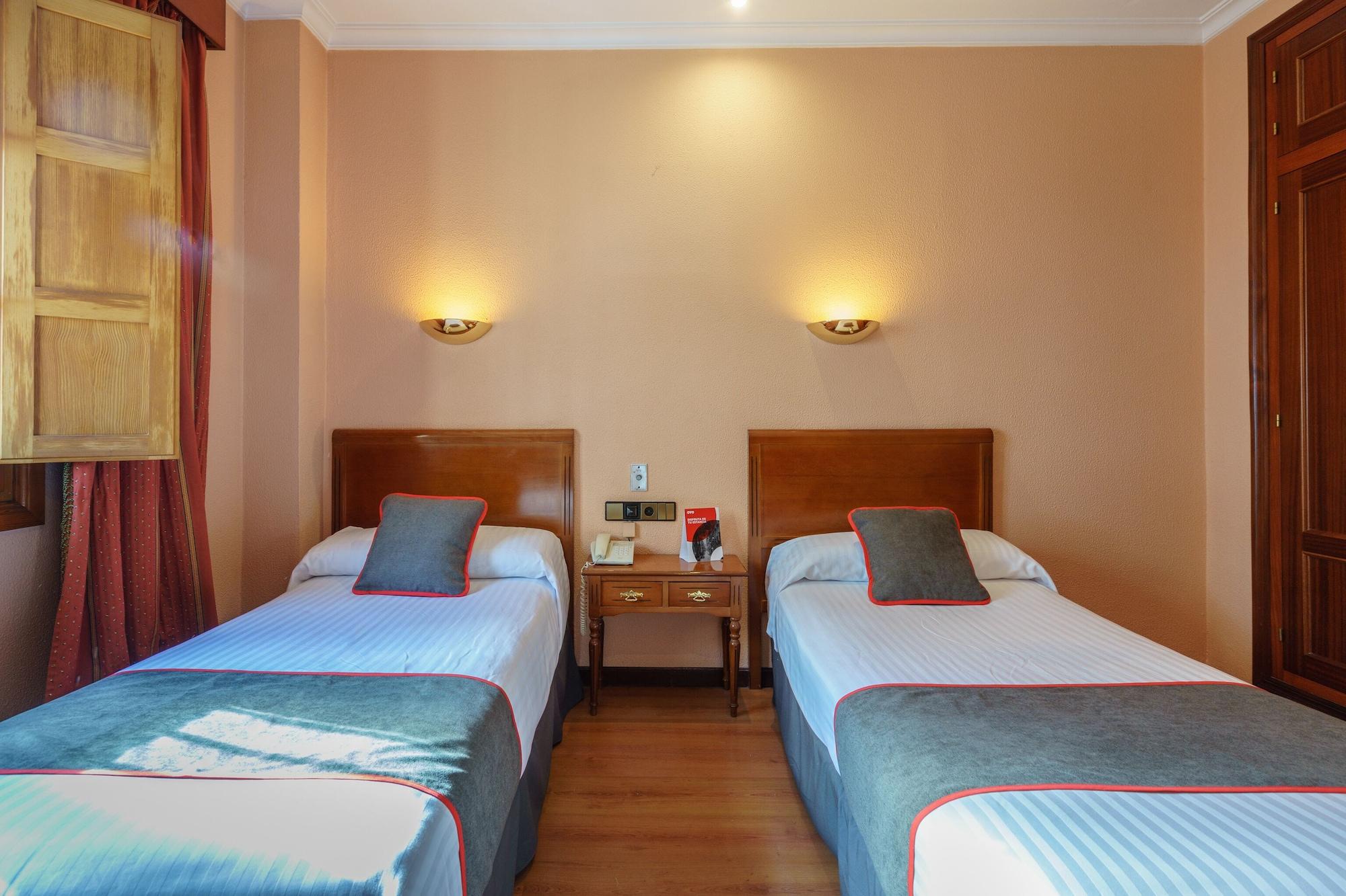 Hotel Los Castanos Aracena Luaran gambar